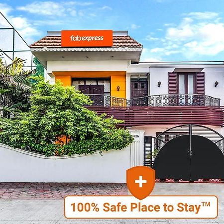 Fabexpress Nestlay Rooms - 100M From Velammal Hall, Moggappair 钦奈 外观 照片