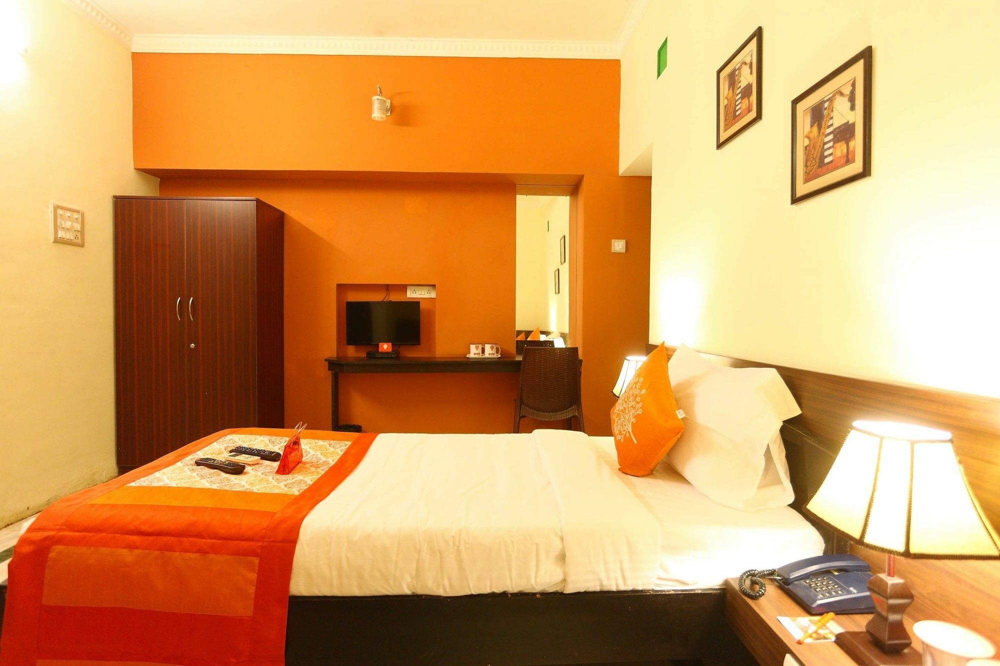 Fabexpress Nestlay Rooms - 100M From Velammal Hall, Moggappair 钦奈 外观 照片